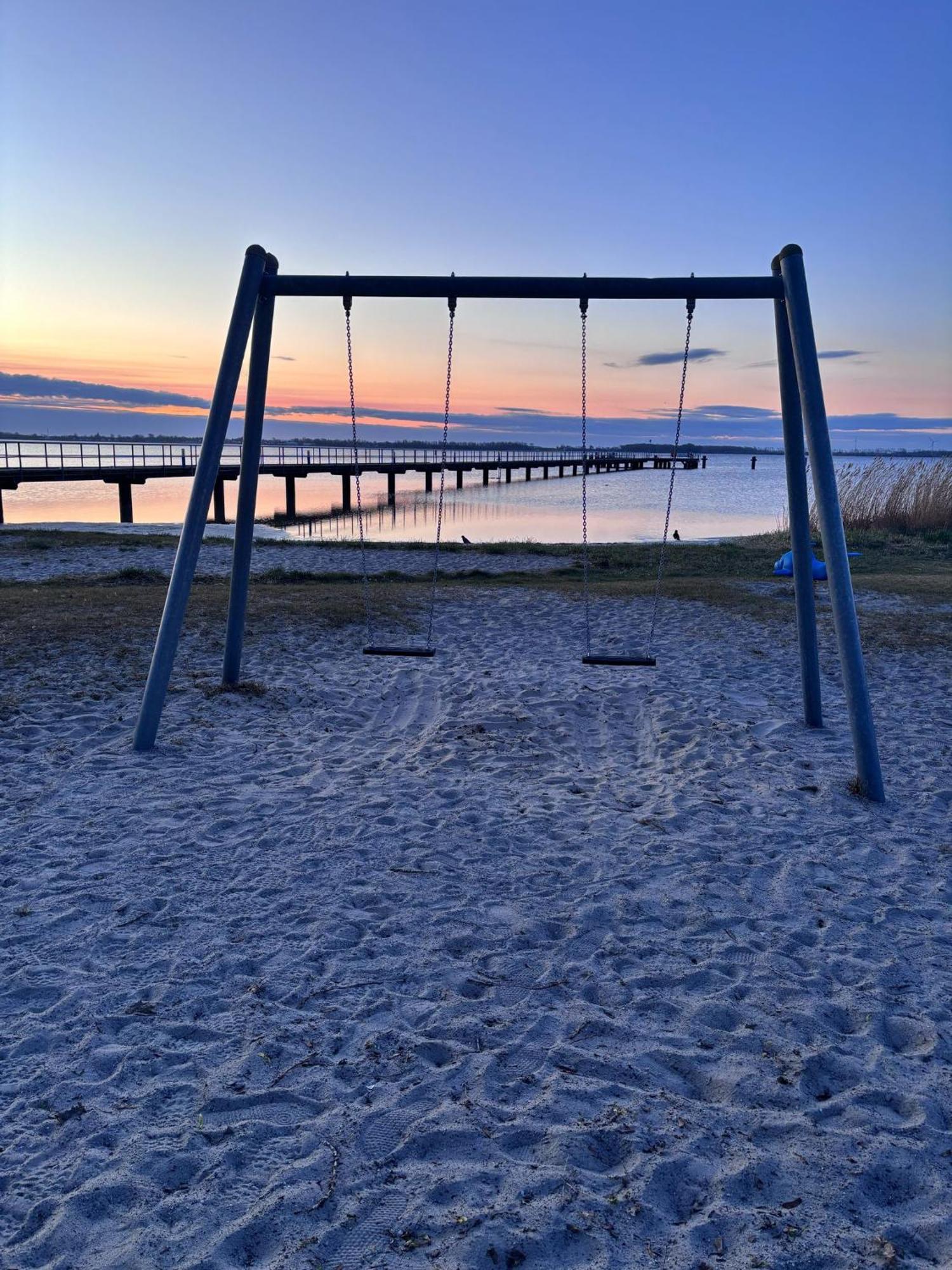 App 7U Erholsamen Sundowner Apartamento Dranske Exterior foto