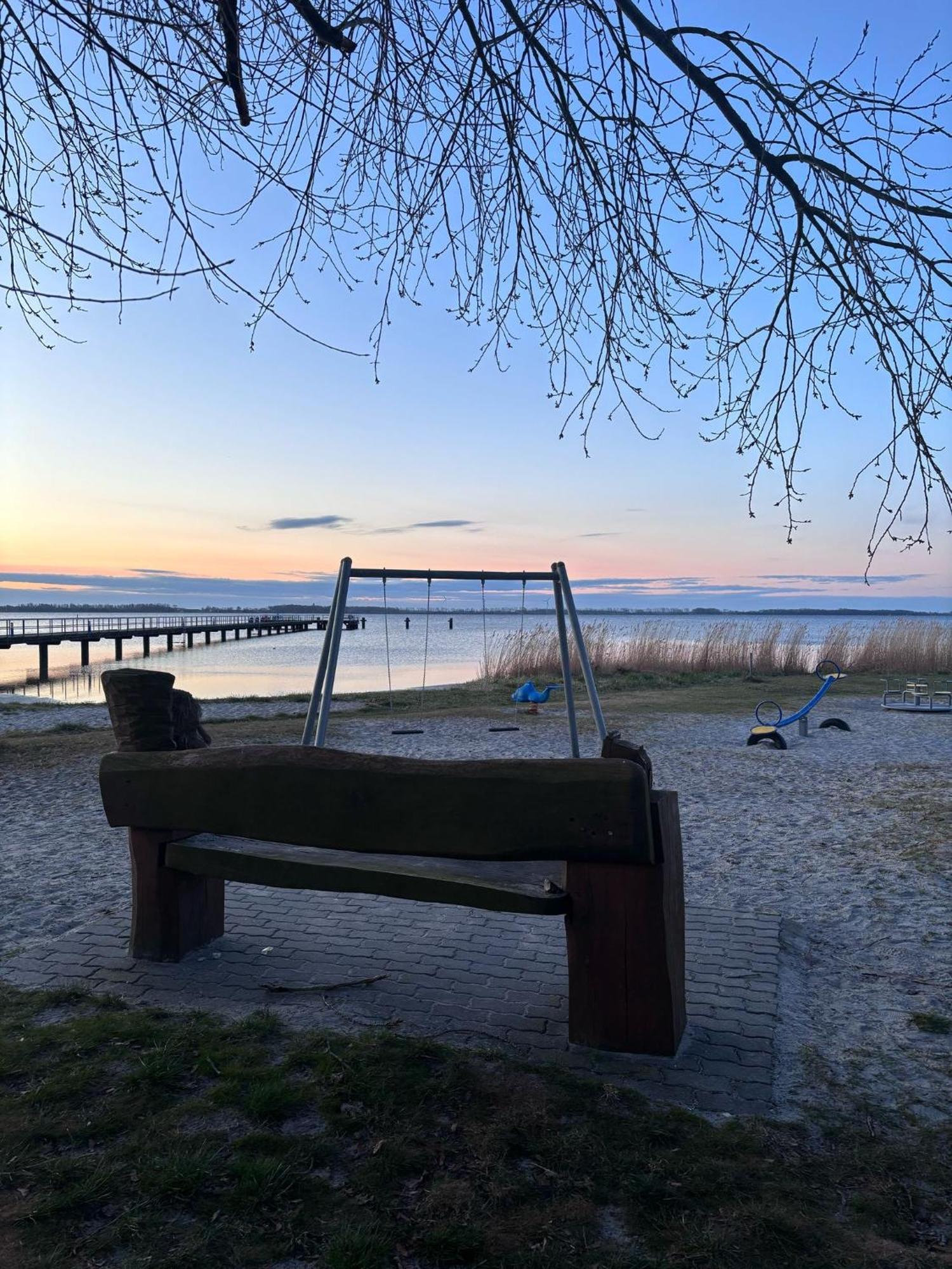 App 7U Erholsamen Sundowner Apartamento Dranske Exterior foto